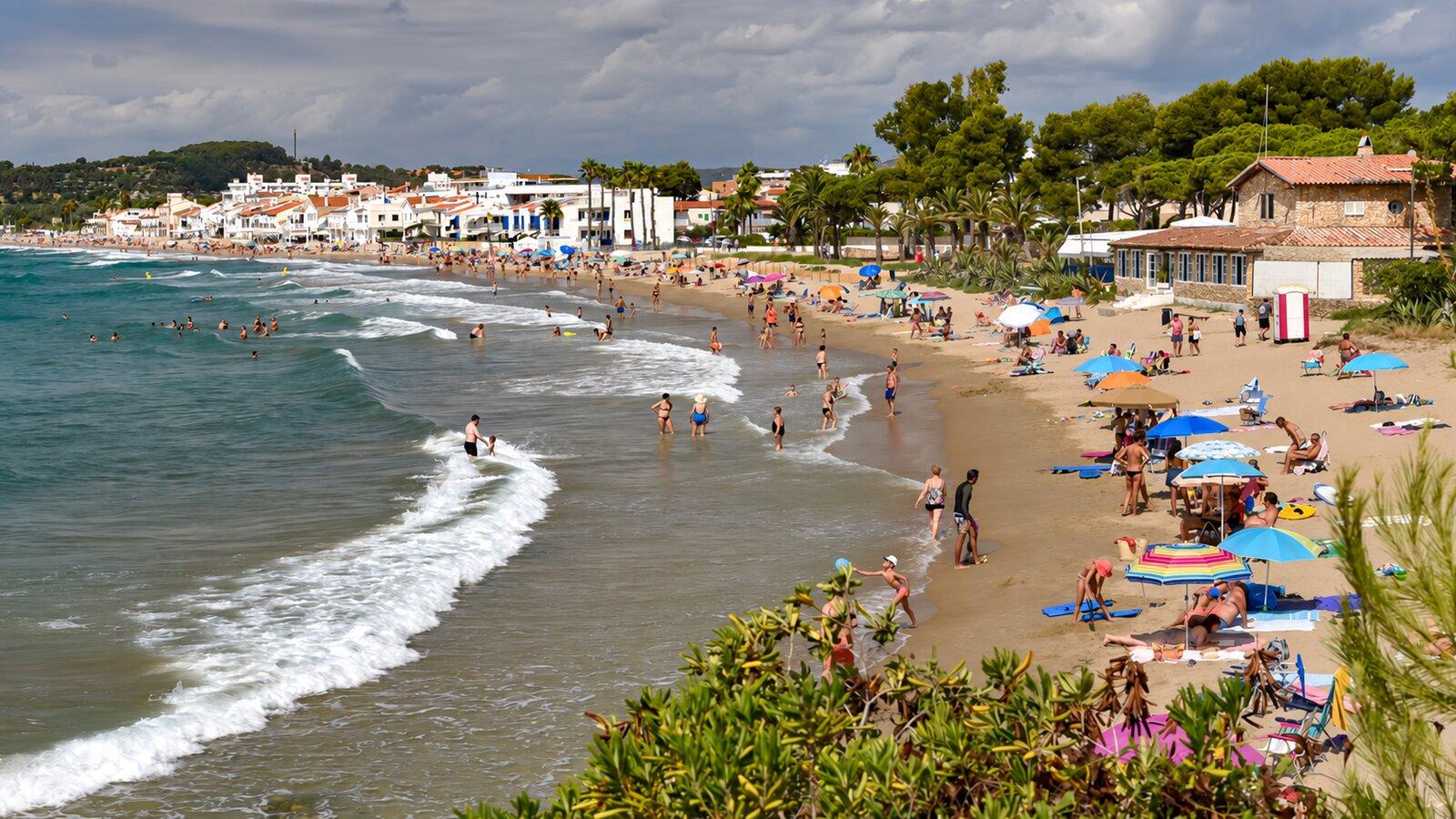 Altafulla to Tamarit: A Coastal Walk and Beach Day