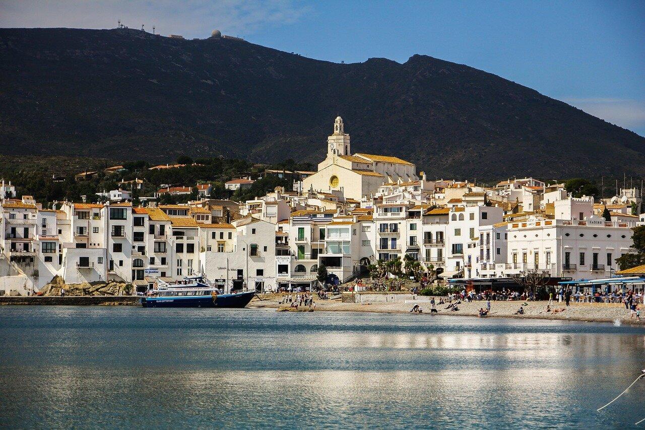 Palamós Fishing Port: A Working-Harbor Afternoon