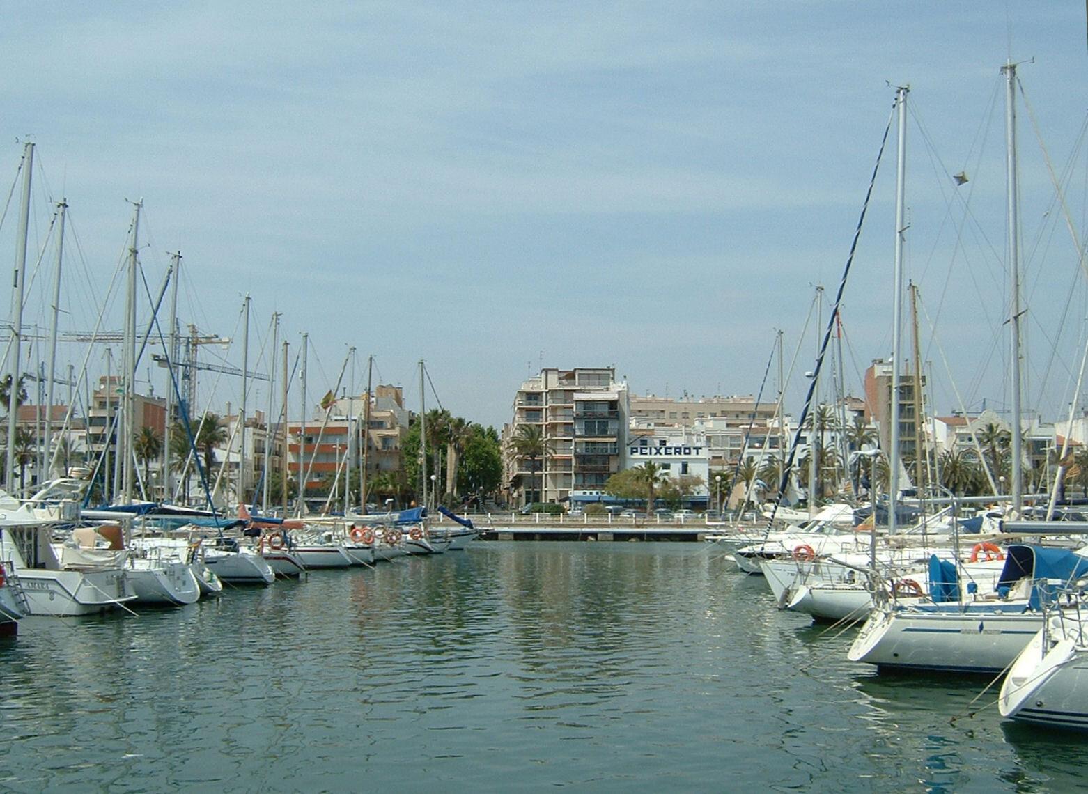 Vilanova i la Geltrú: A Maritime Day Beyond the Beach